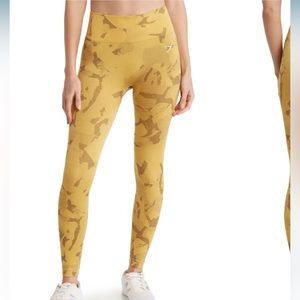 Adapt Camo Savanna Seamless Leggings
GYMSHARK